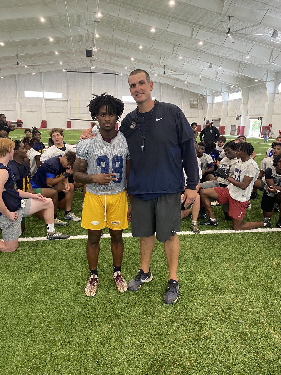 ReinhardtFB's tweet photo. Reinhardt’s camp season is complete! Our final at Lowndes HS had a ton of talent. These were our MVPs! #REINHARDTFOOTBALL #PTP #PAYTHEPRICE https://t.co/FQHASnnIXg