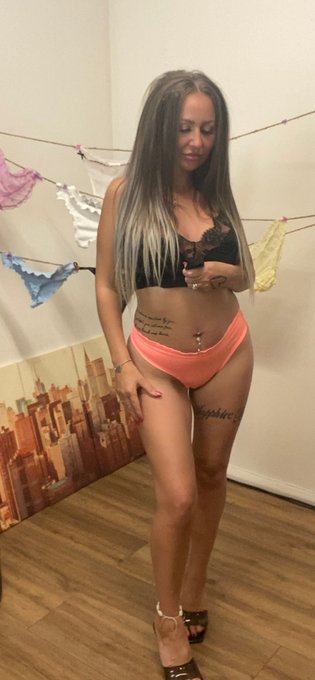Classy Filth 🔞 - I’m finally home and all fucked out ✅ just want I needed💋 @HostessesTPC @privatetodger @SuzannahPrivate @kelly_cumilfxxx @MissTamsinRiley @theroannahind @TPC https://t.co/yb5BgZhBFU