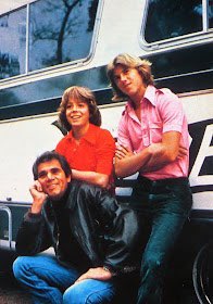 FrankMalfitano's tweet photo. FORGOTTEN TV SHOWS: THREE FOR THE ROAD, 1975 CBS #ThreeForTheRoad #tvshow #1970s #CBS #AlexRocco #VinceVanPatten #LeifGarrett #widower #brothers #RV #forgottentvshows https://t.co/s1cSvbz9bq