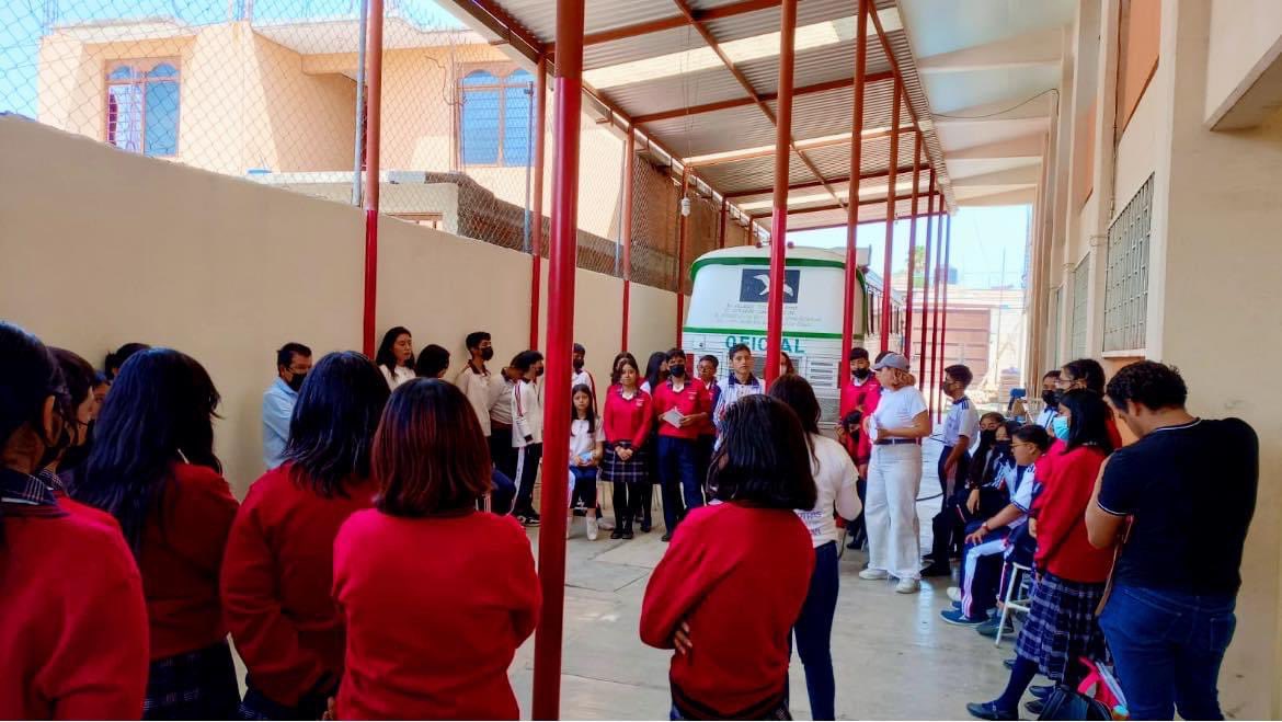 RedRemuvi's tweet photo. 🏫En la Escuela Secundaria General “Guadalupe Hinojosa de Murat”, del Municipio de Santa Lucía del Camino, dimos inicio con la Campaña “Embarazarse no está de moda”.
#REMUVI #adolescentes #Derechos #Embarazarsenoestademoda #Prevenciondelembarazoadolescente https://t.co/235rOXRYld