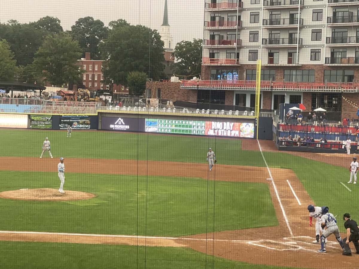 2YNOT26's tweet photo. Future North and South Siders taking on each other in Kannapolis NC. Congratulations to first half champion Myrtle Beach Pelicans. ⁦@Pelicanbaseball⁩ ⁦@OutOfTheVines⁩ https://t.co/N6HUmw6mnQ