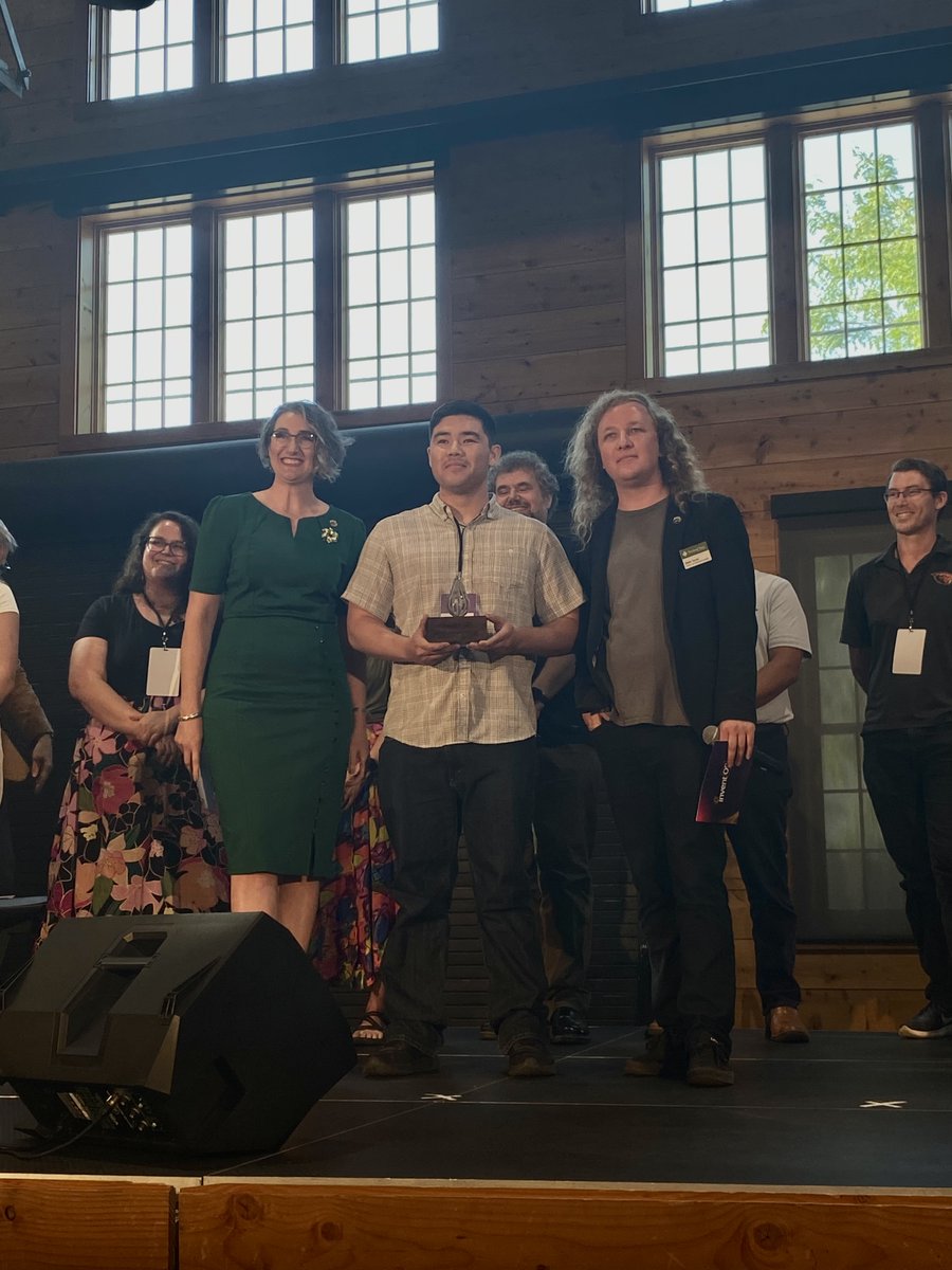 Invent Oregon (@inventoregon) on Twitter photo Our second award highlights the efforts of a team representing an Oregon Community College. This year's award goes to LearnSesh, representing <a href="/umpquacc/">Umpqua Community College</a> Our second award highlights the efforts of a team representing an Oregon Community College. This year's award goes to LearnSesh, representing <a href="/umpquacc/">Umpqua Community College</a>