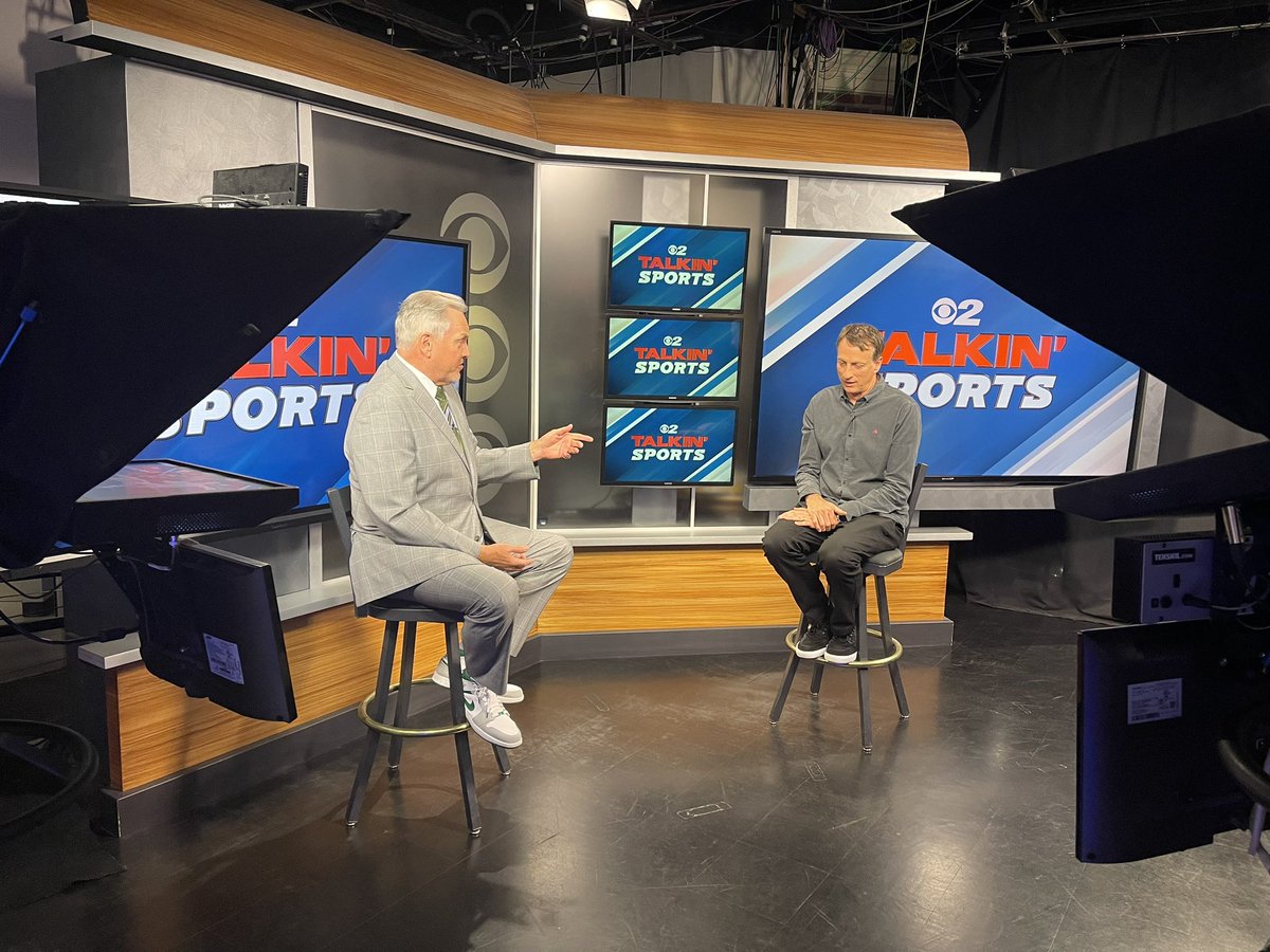 Great to visit with <a href="/tonyhawk/">Tony Hawk</a> 🛹🛹
Check out his #vertalert this weekend at the Delta Center 
<a href="/StateofSport/">Utah Sports Commission</a>