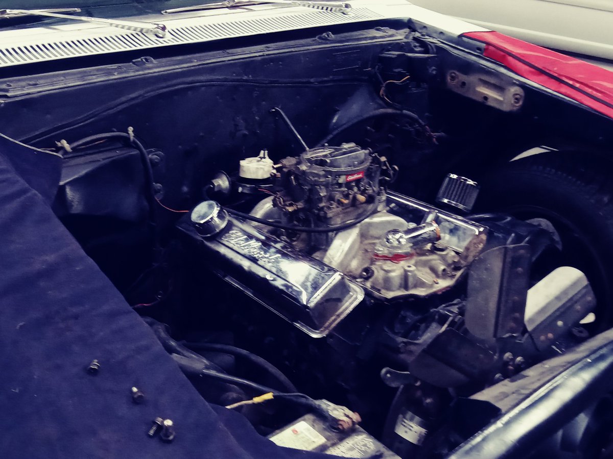 APHunter353798's tweet image. #Pulledit,  #Strippedit  #Cleanedit #Redesign it 💅#Shelly_Shellz #ChickMechanic 
#MyChevelleProject