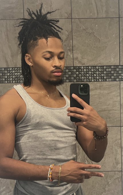 Gym pics >>> https://t.co/6H1Kq2L9j1