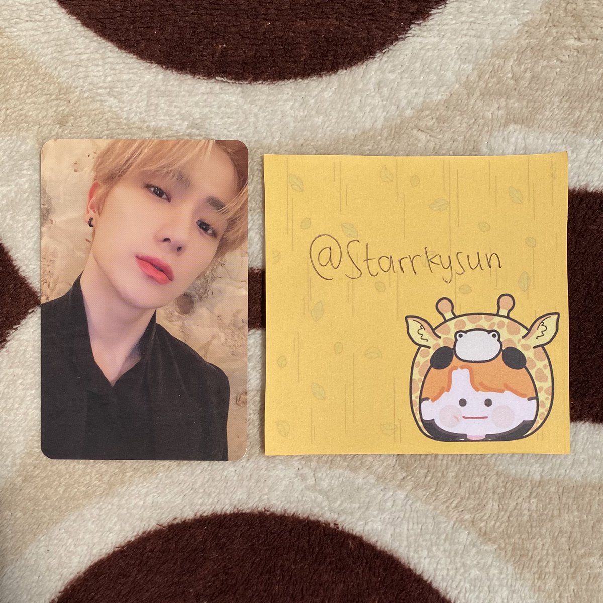 Starrkysun's tweet photo. 17. Hyunjae pc album roar

✨ Start 3k
✨ kelipatan 2k https://t.co/MfvZFZkETq