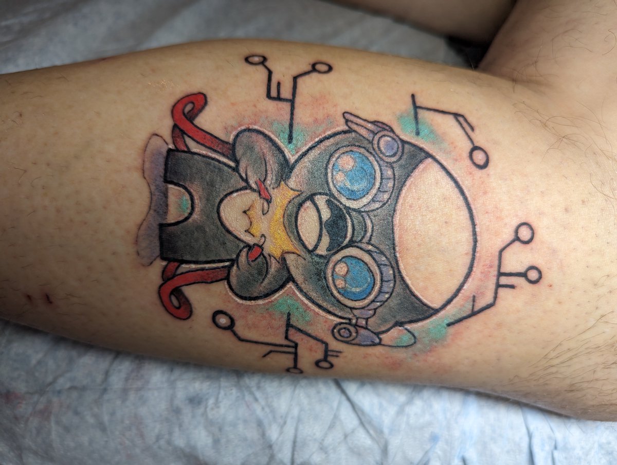 Dystrackshun tweet media