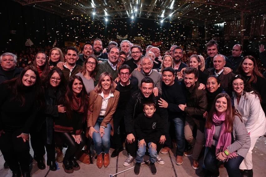 rodrigodeloredo's tweet photo. Cerramos la campaña como la empezamos: juntos y en equipo. El domingo elegimos el casillero 7 para un nuevo tiempo en la provincia. #EsHoraDeJuez #Córdoba https://t.co/PQbMrvyXSP