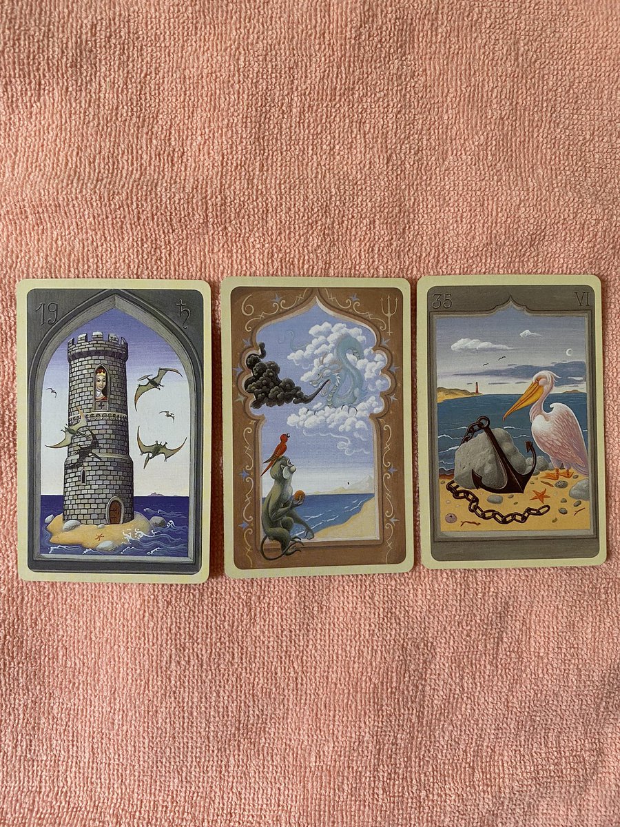 今日は
どんな風に過ごしますか？

小さな事でよいので　一本前に踏み出してみれば
明るく前向きな楽しい出来事に出会えるかも
その出来事は、貴方にとっての貴重な経験になるでしょう✨

今日も素敵な経験を。。
#占い　#ルノルマンカード　#今日