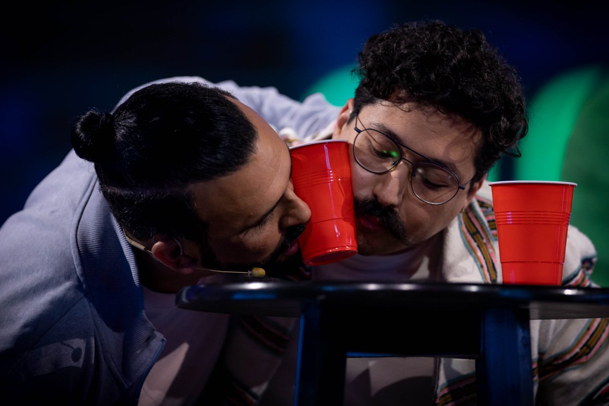 Me Caigo De Risa tweet media