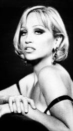 mardipantz's tweet photo. I have never watched a Real Housewives episode ever!
•
Me 1998 36 years old
looking like one tho 💅🏻
(I miss those Versace earrings 😭)
•
#lifelivedtrans #LGBT #Pride https://t.co/rszQb2dwnL
