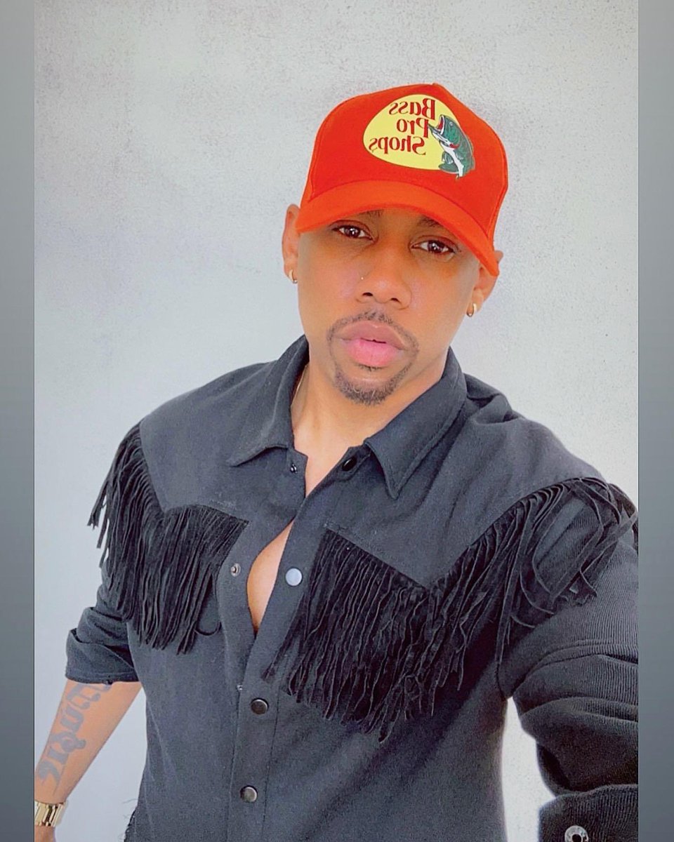 V. Rashad tweet media