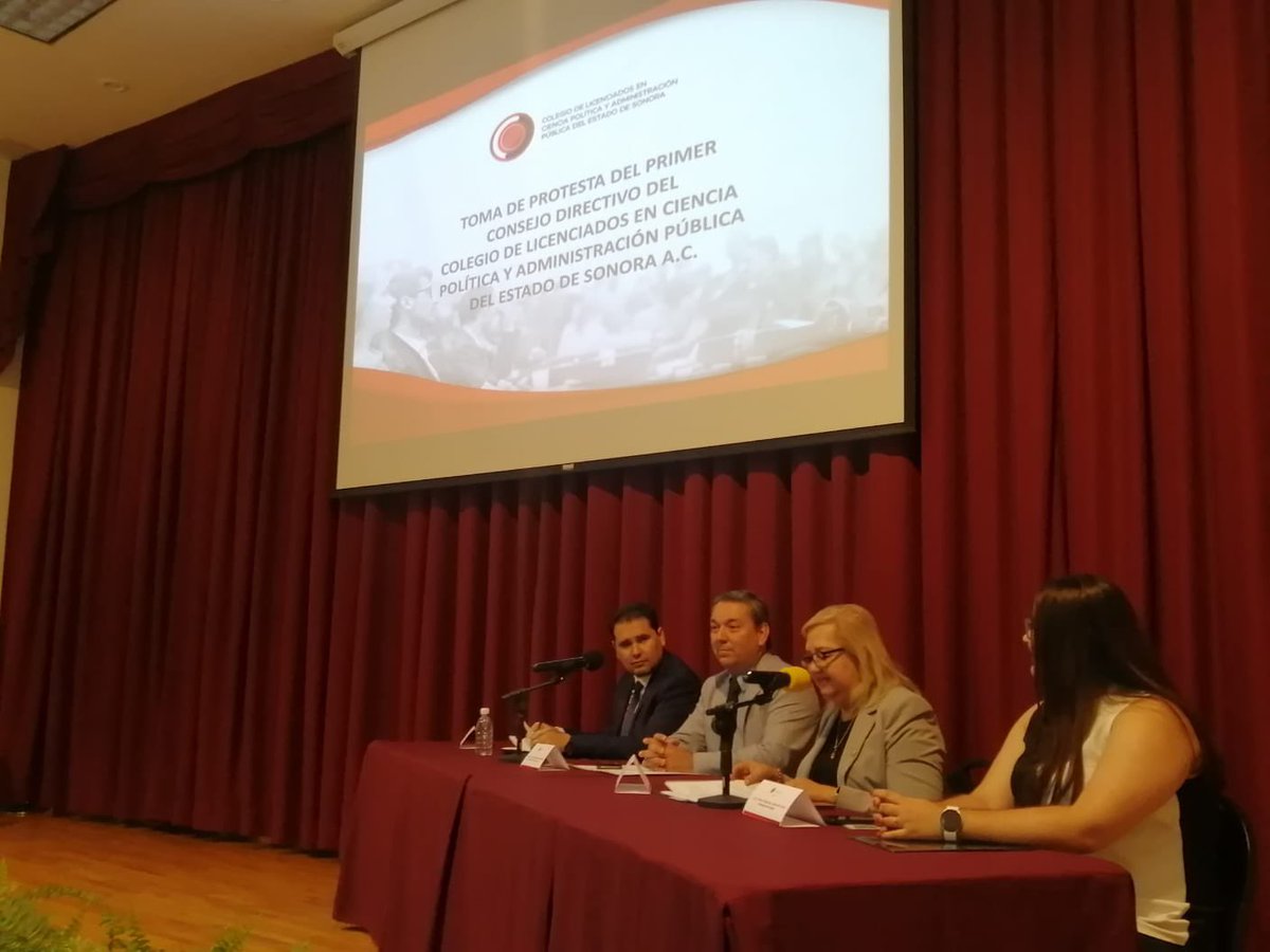 RitaPlan's tweet photo. Felicito a nuestros egresados de @SoyUnison que tomaron protesta como integrantes del Primer Consejo Directivo del Colegio de Licenciados en Ciencia Política y Administración Pública de Sonora; sin duda, contribuirán al fortalecimiento de la democracia y desarrollo de la entidad. https://t.co/JBhzaeHUjo
