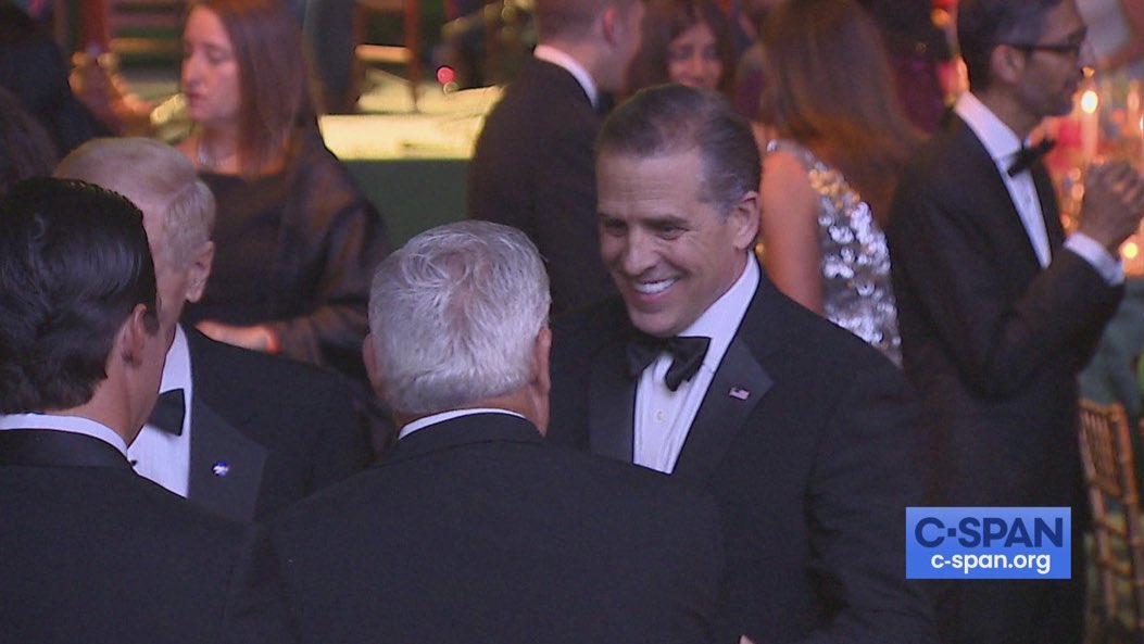 TheCalvinCooli1's tweet image. 🚨Hunter Biden is at the state dinner for India tonight.