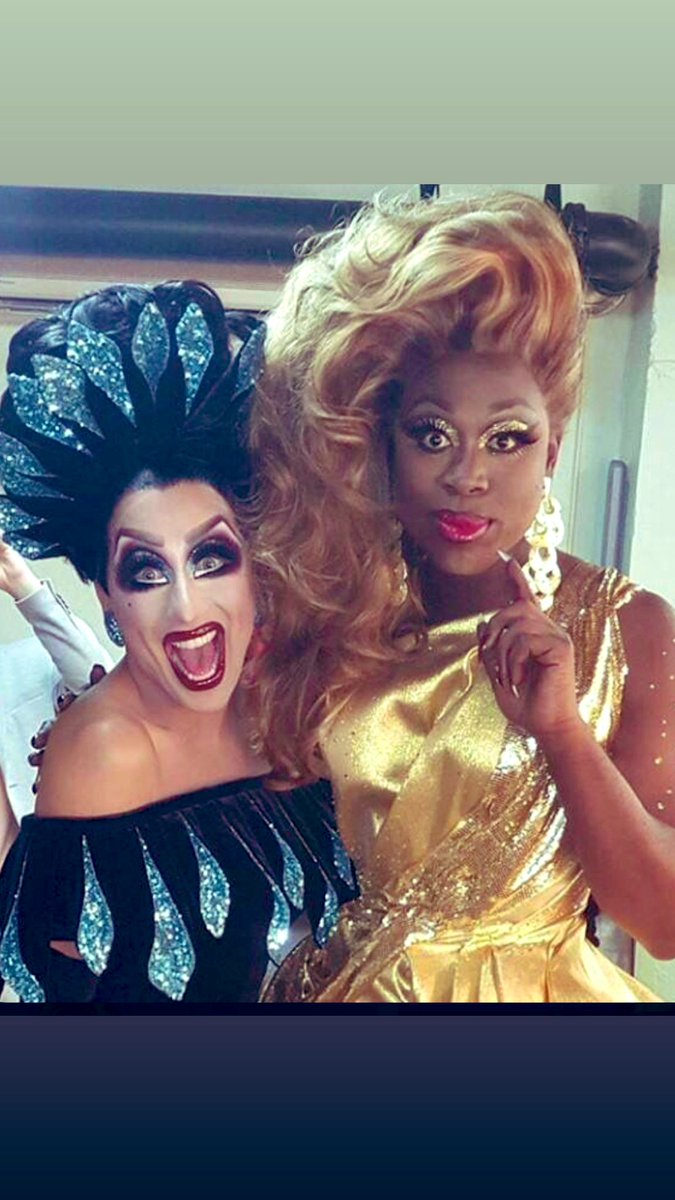 TheBiancaDelRio's tweet photo. HAPPY BIRTHDAY @thatonequeen ❤️
My eyeliner will always be WHITER than your boyfriends 💋 https://t.co/Q7pcD0hCi2