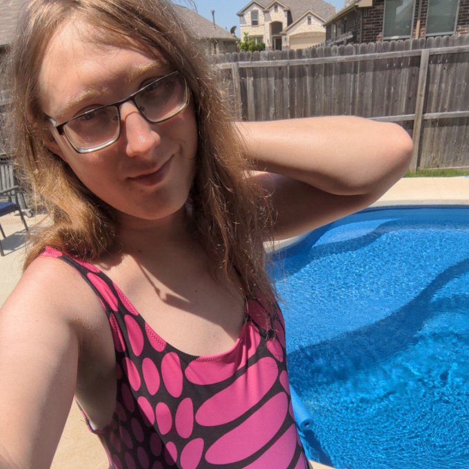 Pool slut photoset and vid bundle by @JessieSynn https://t.co/de9KYjyxkE Find it on #ManyVids! https://t<a class="tags" href="/tag/jessiesynn">@jessiesynn</a><a href="/tag/manyvids"class="tags"><span>#manyvids</span></a>