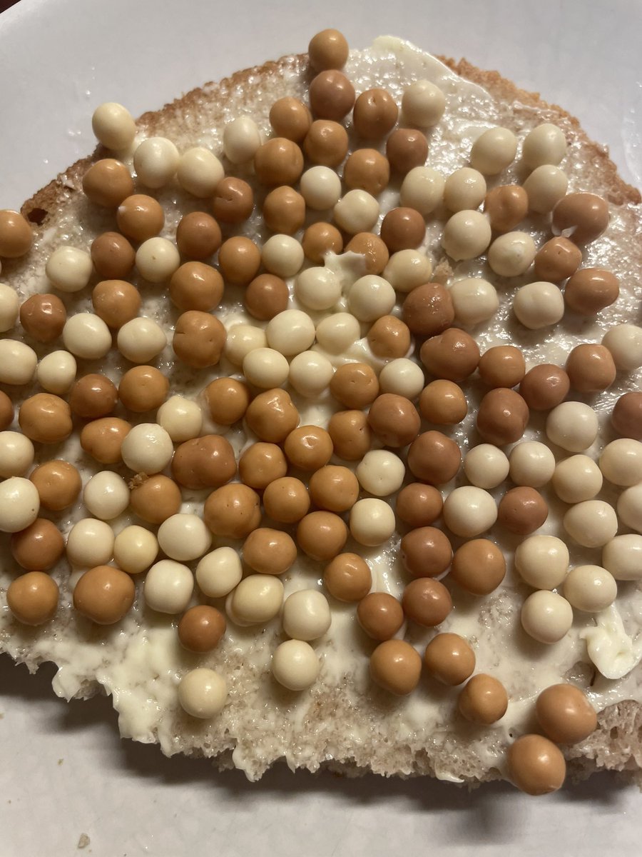 Franziii on Twitter: &amp;quot;Erstmal ein bisschen Karamell-Hagelslag aufs Brot ...