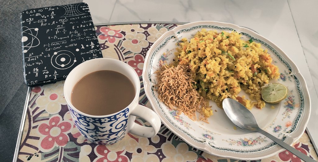 yugal1693's tweet photo. Delicious monsoon morning ( North Indian ( Poha with lemon and bhujia Sev) + south indian (Filter coffee)breakfast looks like :) #happymonsoon #cooking #breakfastoptions https://t.co/RWOOTEzYf4