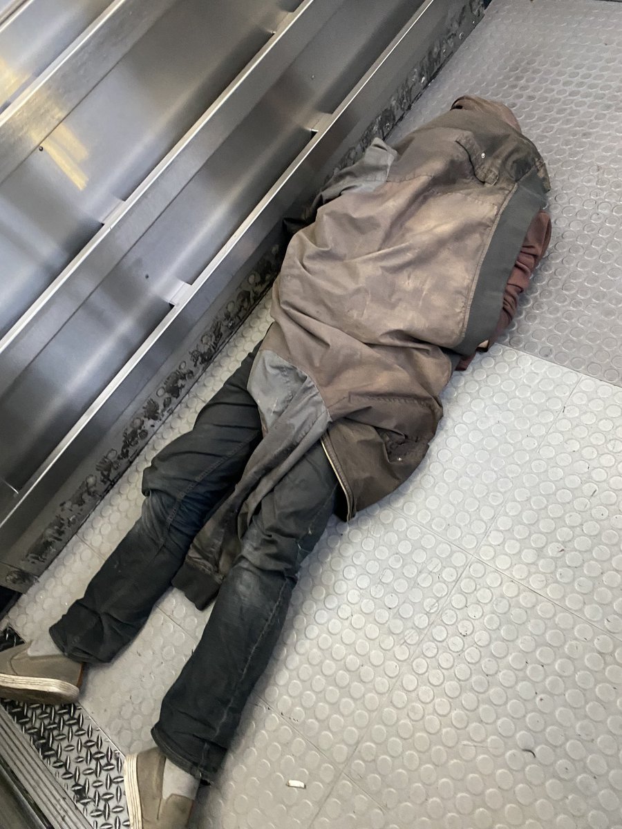 Eliz2Vargas's tweet photo. I went back home to Los Angeles to visit and saw this human being in the elevator to a grocery store. I was truly stunned and quickly realized how disconnected I am to the plight of the homeless. π€¦π½ββοΈ #caremore #Iluvla #savethehomeless #domore https://t.co/rMYdEDpsFo