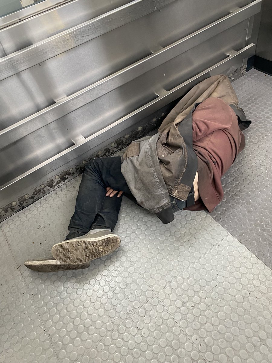 Eliz2Vargas's tweet photo. I went back home to Los Angeles to visit and saw this human being in the elevator to a grocery store. I was truly stunned and quickly realized how disconnected I am to the plight of the homeless. π€¦π½ββοΈ #caremore #Iluvla #savethehomeless #domore https://t.co/rMYdEDpsFo