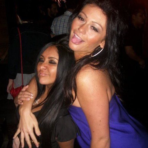 LILBTTYBOOP's tweet photo. me and my bestie all summer https://t.co/Inw9YU1J24