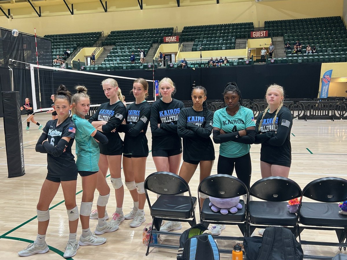 SyleaSykes's tweet photo. Day 1 at AAU Nationals!! Ended 3-0. Back at it tomorrow with more to do!! #kairosvolleyball #worktime https://t.co/aiXzLz858H