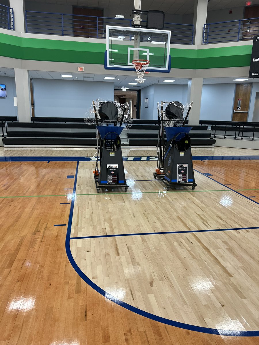 Cleveland CC YETIS_WBB (@ccc_wbb) on Twitter photo New equipment has arrived!! #reps New equipment has arrived!! #reps
