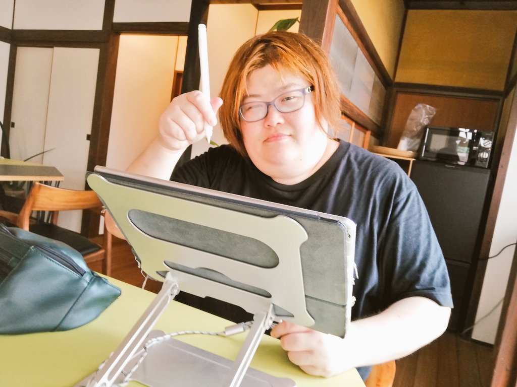 鉄輪のコワーキングスペースで漫画作業！！
無料温泉付きお茶飲み放題
一日千円！ https://t.co/4vG0JRYY1S