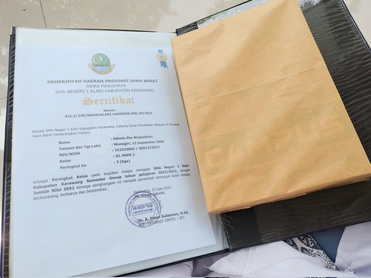 NdaaBleg's tweet photo. shld i proud of me? 

tetep ketar ketir karna score masi sama ama mas kevin:) 

apa anggep hoki aja kali yah? https://t.co/IPEC1R1uUd