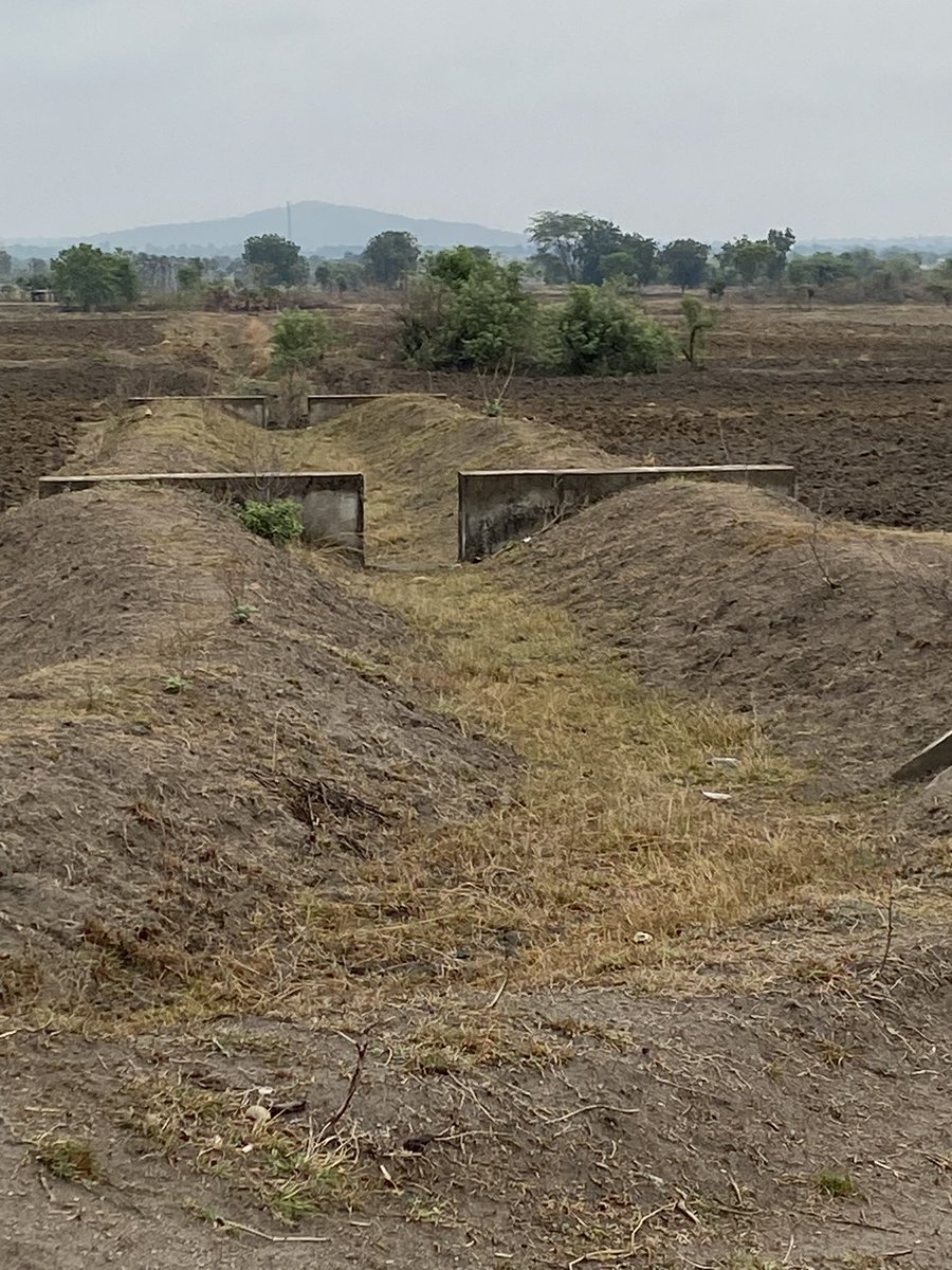 @balkasumantrs , I have seen many canals were dug long back to give irrigation water from Gollavagu project to Suddala village ayakattu .I have not seen single drop of water in these canals .please do inquiry and make sure water reaches these canals @Collector_MNCL @TelanganaCMO