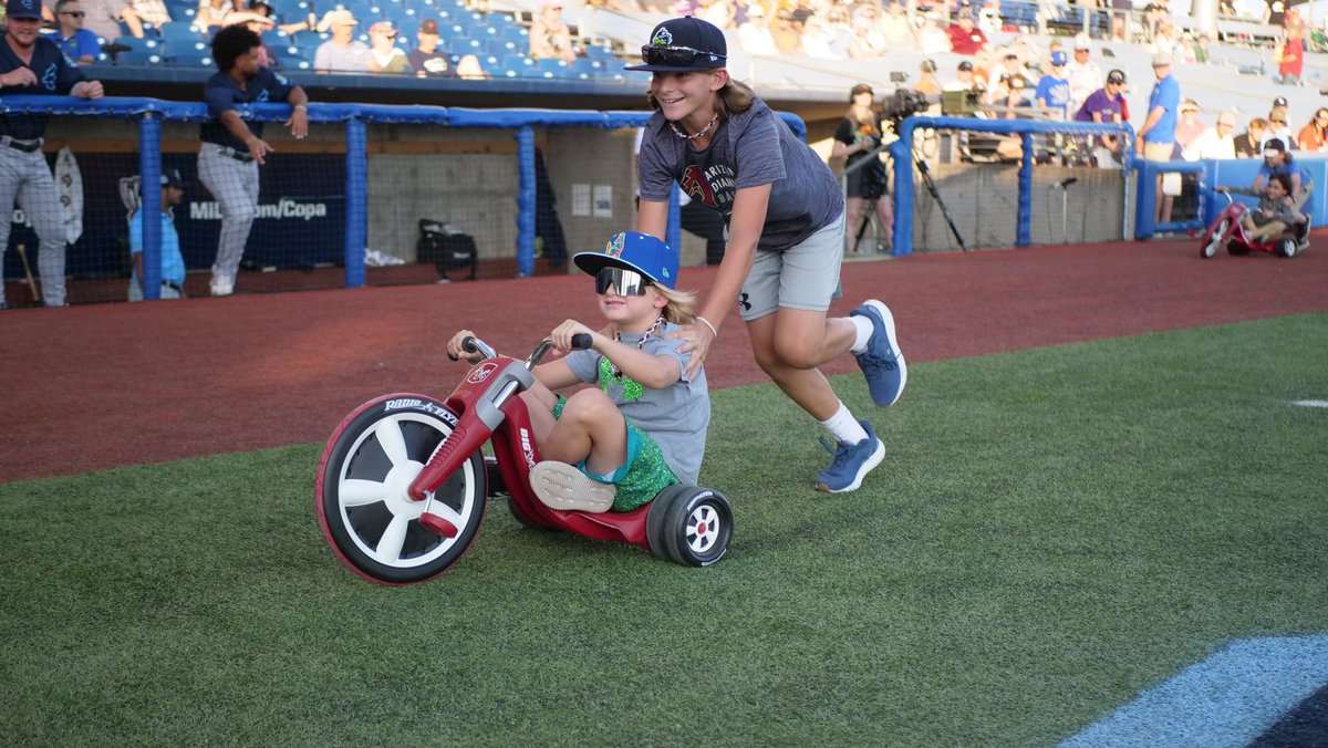 HillsboroHops's tweet photo. It’s video game night so we decided to do some “Barley-O Kart.”
#VideoGameNight https://t.co/xzs6T5eCJ2