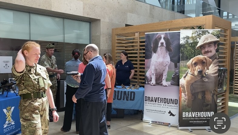Thank you to OW for hosting our Armed Forces Celebration yesterday! Greeted by our piper, employees were interested to learn more about our Armed Forces community and even have a play with a pistol! Thanks to @poppyscotland, @bravehounds and @6SCOTS  for supporting the event!