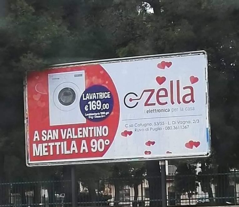 andcapocci's tweet image. È ancora tutto da accertare ed è bene non saltare alle conclusioni perché una chat privata può essere fraintesa. Ma secondo alcune indiscrezioni tra i pubblicitari italiani ci sarebbe qualche residuo culturale sessista. Difficile stabilire la verità.