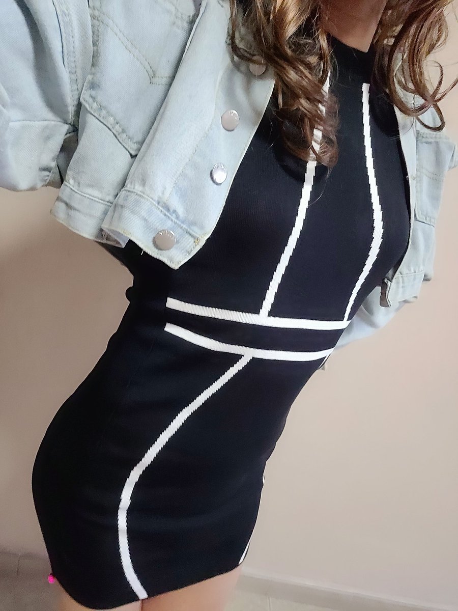 TGIF to every1 here🥳🥳🥳!!! Go plan some stuff for yourself or partner dont sit and wait!!!! I see you later jaddy, sorry that we only can celebrate your birthday so late but still contended to celebrate wif u 😘😘😘😘