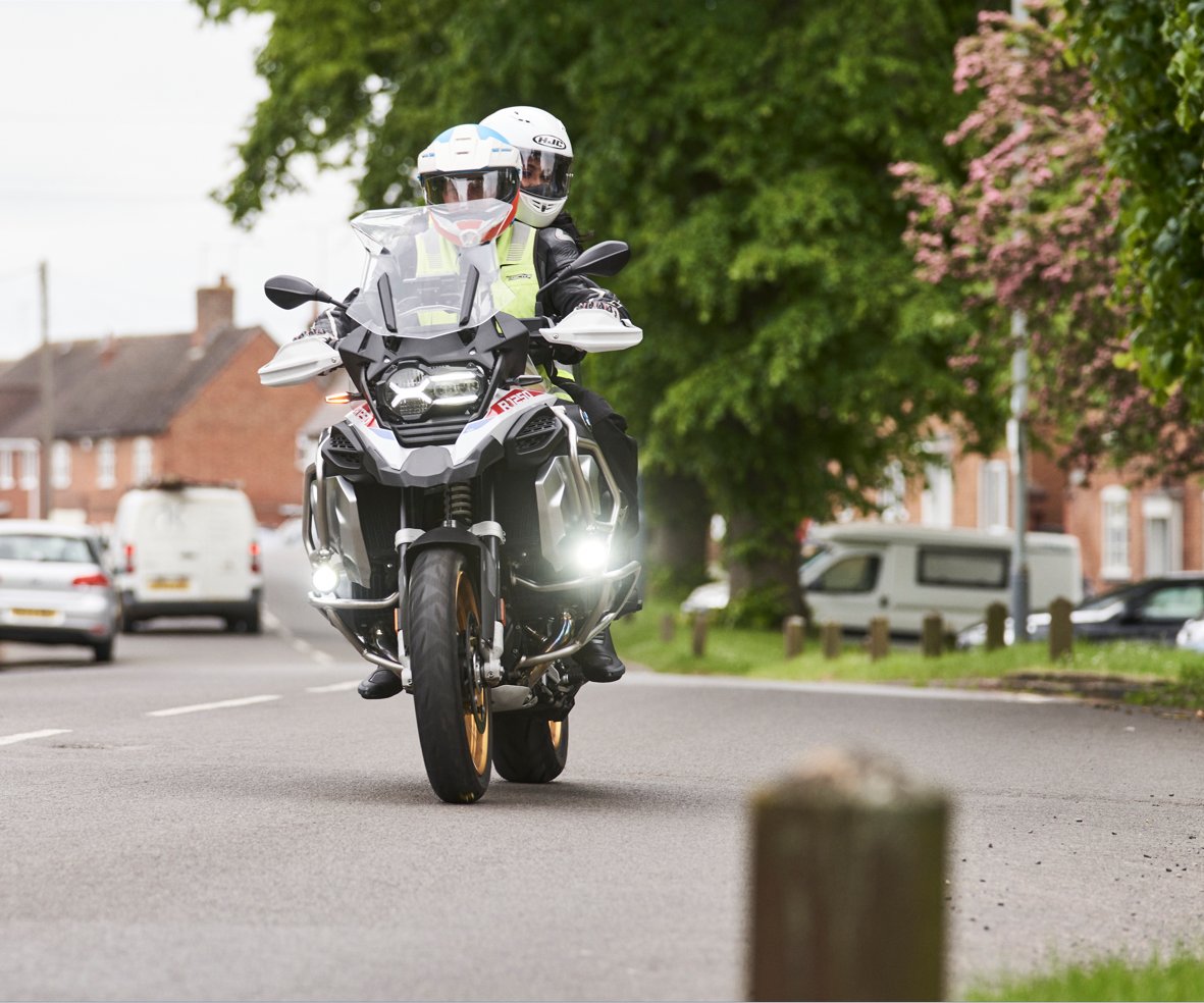 IAMRoadSmart's tweet photo. Road safety campaigner Meera Naran recently joined us for a motorbike ride with Shaun to help deliver on a commitment to her son, Dev, who had always wished to ride a motorbike himself but was sadly killed in a collision on a smart motorway. https://t.co/7qNbq99yHB
