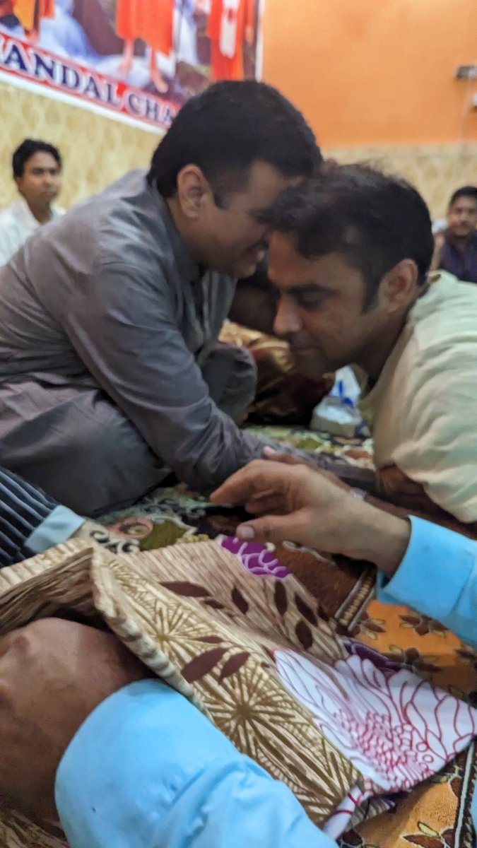 Naveed_mahar's tweet photo. PPP menisfesto supports minority rights a lot,Our religion also entitle us to take care of our non Muslim brethern. In this context,Last night attended 137th birthday ceremony of Satguru Suwami Teoun Ram Maharaj at Prem Parkash Mandal Chak.met with Murshid Thalhe Wala of Shahpur,announced some assistance first time for ceremony.insha ALLAH we will promote religious harmony in our town as guided by our Chairman @BBhuttoZardari @MediaCellPPP