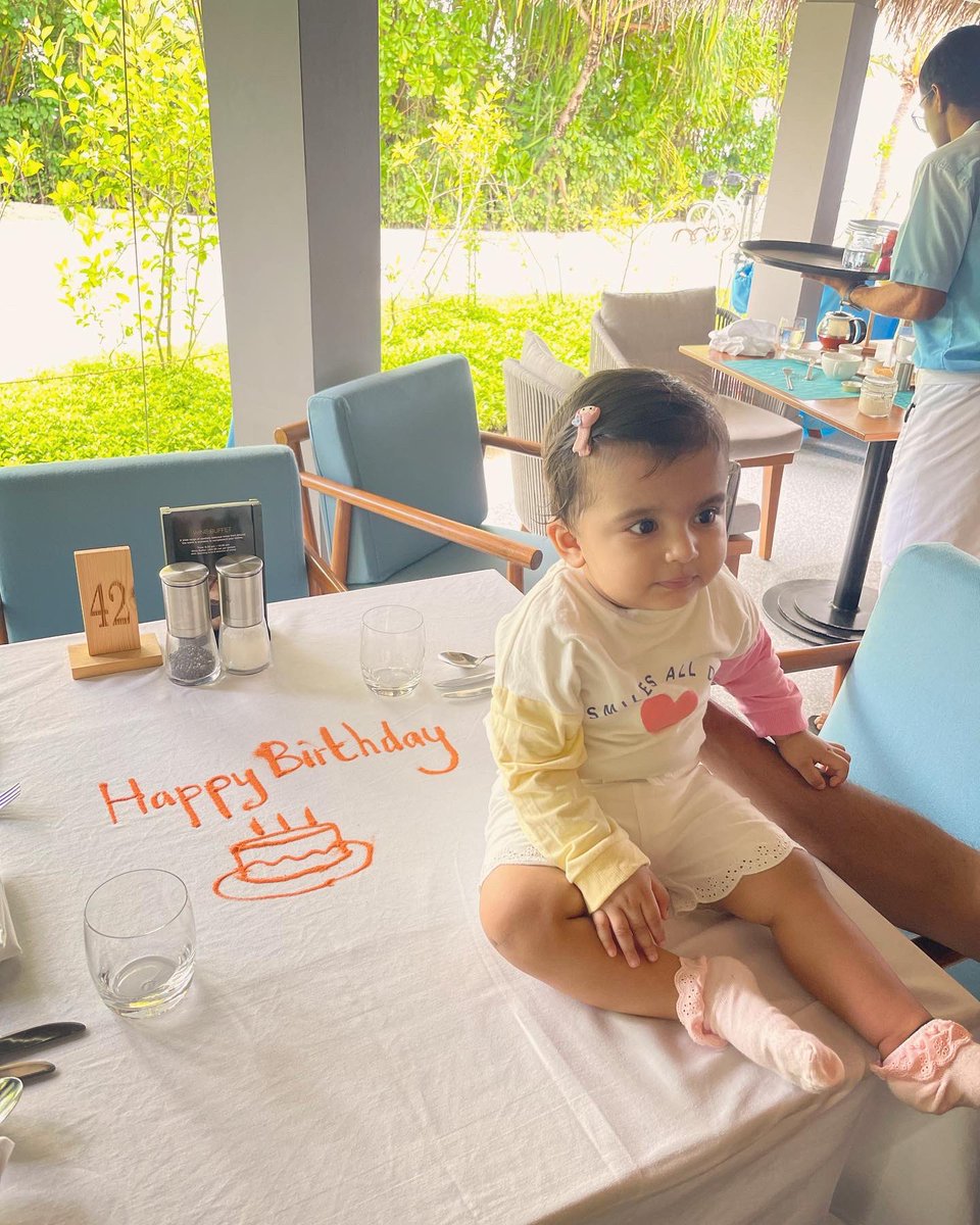 Vinay_Kumar_R's tweet photo. Happy 1st birthday my baby. It’s been a blessing to be your parents my love. Past one year has been filled with so many precious memories, watching you grow from a newborn to an 1 year old have been so exciting and heartwarming. Keep smiling my sunshine and may God shower his choicest blessings on you. Mumma and dadda love you so much 🎂❤️🤗🥰🧿

#HappyBirthday #Riviana #FirstBirthday #LoveyouBaby #MummasGirl #DaddysLittlePrincess