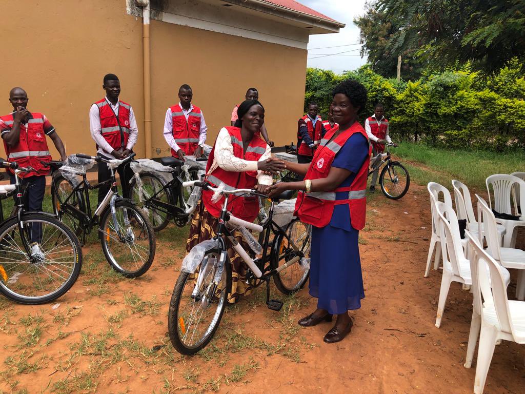 UgandaRedCross's tweet photo. Distribution of Buffalo bicycles to volunteers at our Tororo and Mbale branches. These are meant to ease mobility for volunteers in the field as they fulfill their mandate. The buffalo bicycles were donated to @UgandaRedCross by World Relief Bicycles. @IFRCAfrica @ICRC_Africa https://t.co/vs167sS0zE