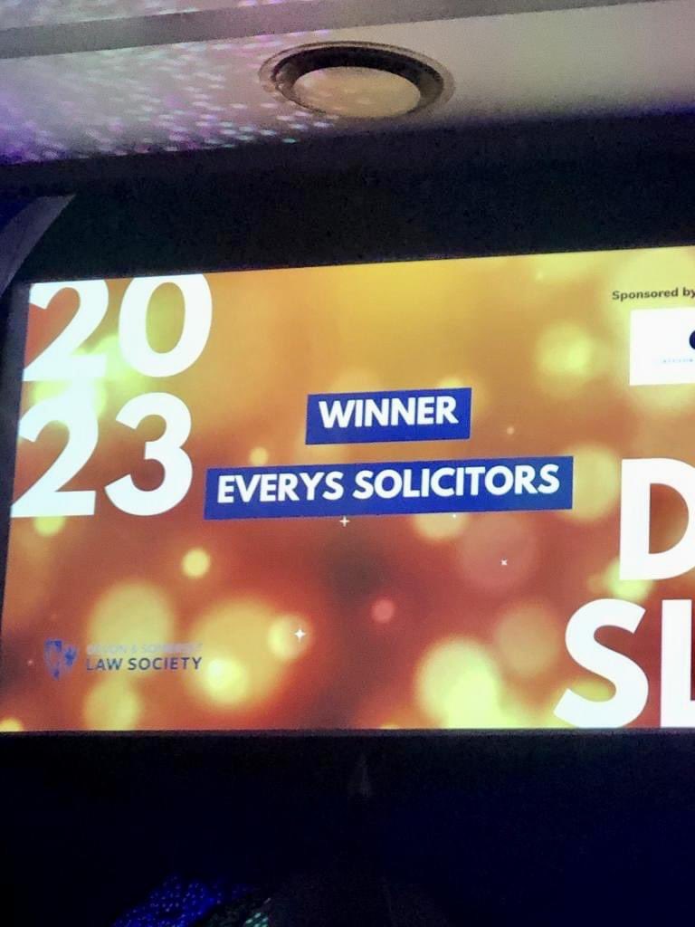 We are honoured to share that Everys Solicitors won 'Law Firm of the Year' in the £3m+ turnover category at last night's @DSLawSociety Awards. 🥂

Congratulations to all the other winners & finalists - what a fantastic evening!

#WeAreEverys #DASLS #DASLSAwards #LawFirmOfTheYear