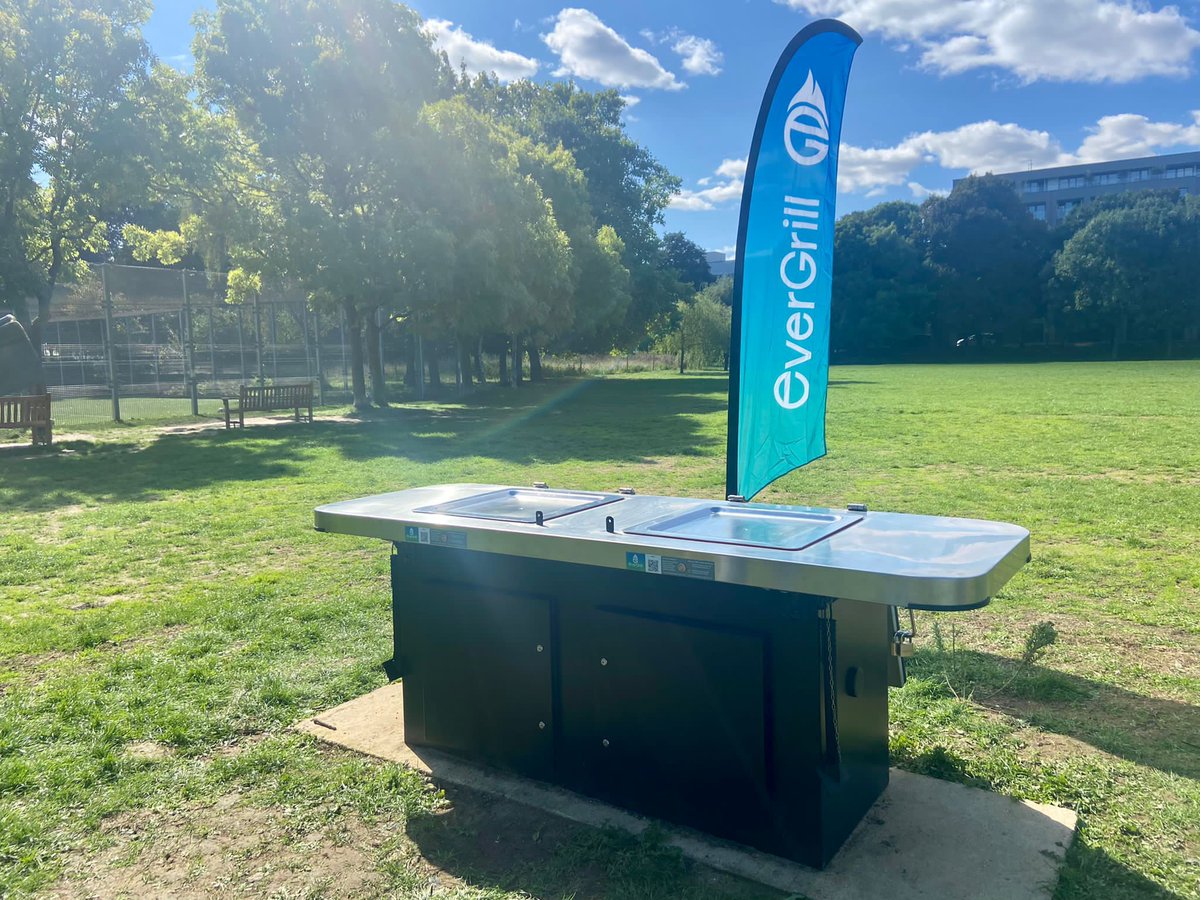 IslingtonLife (@islingtonlife) on Twitter photo Have you seen the new <a href="/EverGrill_UK/">EverGrill_UK</a> hot plate in #ParadisePark? A brilliant way to enjoy outdoor cooking with family and friends in a safe, environmentally friendly way! Plus you can hire it for ยฃ1 per hour until 17 July with promo code PILOT2023. Info: orlo.uk/0d9fY Have you seen the new <a href="/EverGrill_UK/">EverGrill_UK</a> hot plate in #ParadisePark? A brilliant way to enjoy outdoor cooking with family and friends in a safe, environmentally friendly way! Plus you can hire it for ยฃ1 per hour until 17 July with promo code PILOT2023. Info: orlo.uk/0d9fY