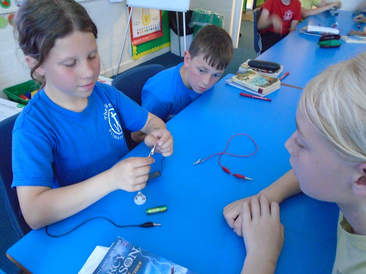 thewealdcofe's tweet photo. As scientists, children have been investigating electricity and circuits as part of their enquiry 'how big is your footprint?' #wearescientists #curriculumenquiry #lightuplearning #curriculum #scientists #investigating https://t.co/O45Tv28x8m