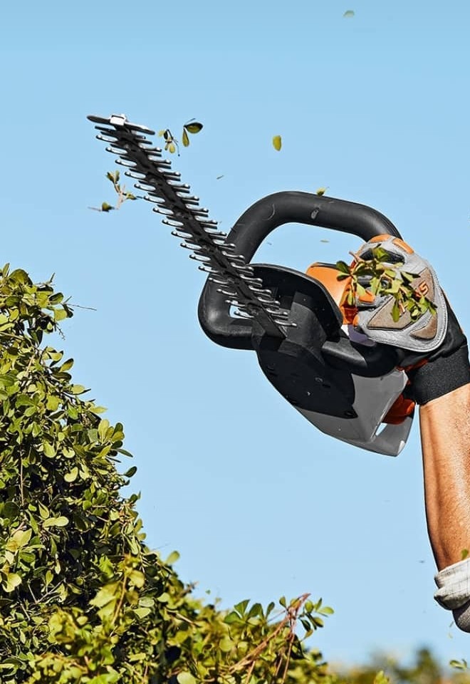 @TetyooTornado You can use STIHL Hedge Trimmer