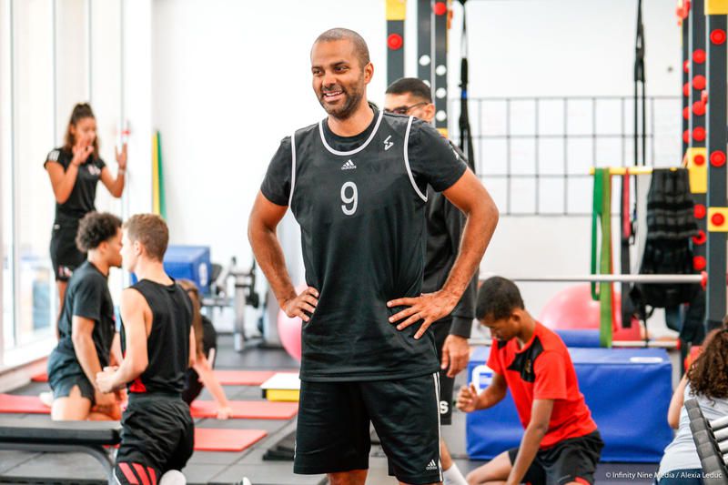 Tony Parker Academy dès ce week-end, en clair sur Canal+. leblogtvnews.com/2023/06/tony-p…