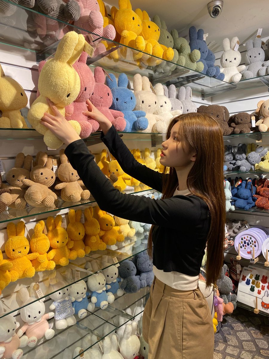 yoosuapics's tweet photo. #SUA #CSR #첫사랑 #수아 @CSR_offcl https://t.co/FBBArj4c8l
