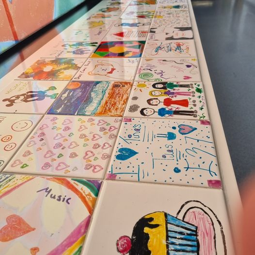 nf2biosolution1's tweet photo. *** AVASTIN DIARIES ***
Artwork at childrens oncology &amp; decorated tiles
Greeted by a nurse with basic BSL knowledge, always makes my day 
Anyway grab a cuppa and read all about this lovely nurse and more!
https://t.co/iSAjIPHFaB
#endNF2 #NF2awareness #neurofibromatosis type2
#NF2 https://t.co/GlO5cJ5DOZ