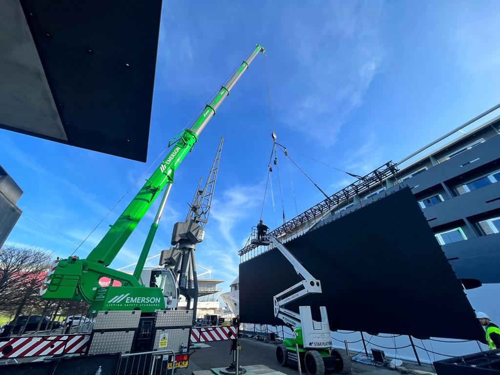 Are you planning a summer event that requires heavy lifting? 

Gear up for your summer events with the help of our crane hire! 🏗️🎉 

Our range of mobile cranes will help you get the job done. Find out more here: bit.ly/3qCK3Wu 

#CraneHire #EventLogistics