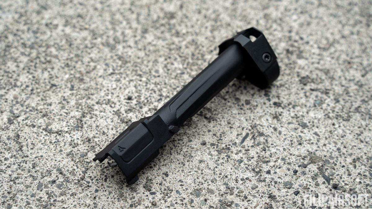 Airsoft_Filip's tweet photo. G45 MOS 
RADIAN AFTERBURNERタイプ コンプ&amp;バレル
（試作品）

すべて
GUNNUT CRAFT WORKS製

樹脂製でベースはマルイG19 Gen.4

まさかエアソフトでこれが組めるとは...
最高です👍 https://t.co/PNEc7C7TbR