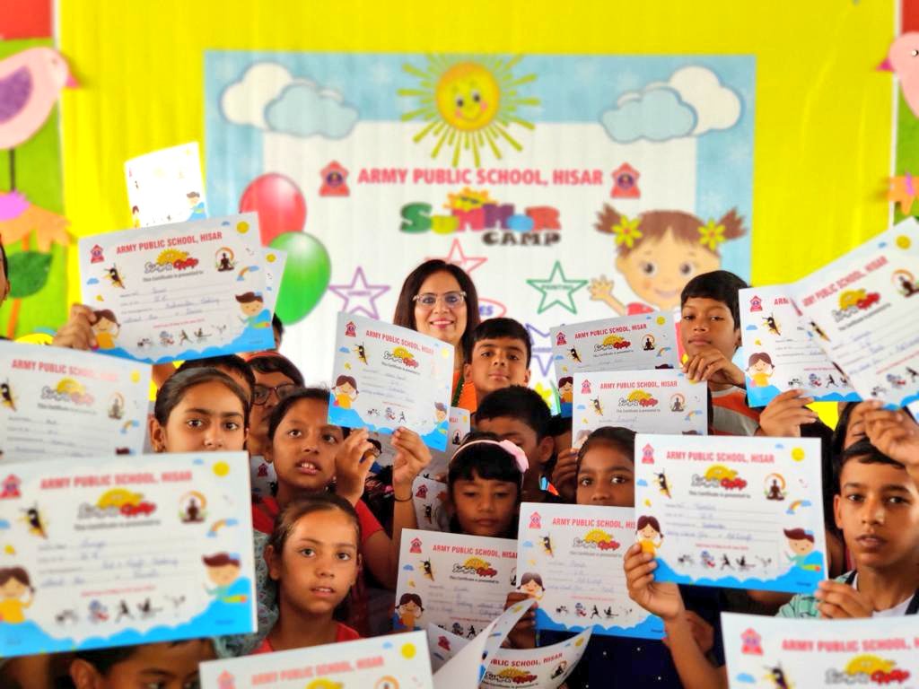 SWComd_IA's tweet image. &quot;You have to grow from the inside out&quot;

@APS_Hisar organized a Children&apos;s Summer Camp - a total of 180 students took part. Children were introduced to a wide spectrum of activities which included empowering skill-building activities and hobby classes.

#DotOnTgtDiv
#AWES
@adgpi