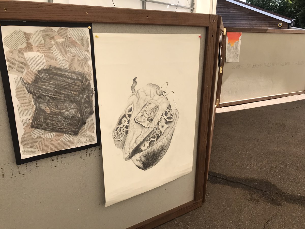 We entered 12 pieces of work in the ISA Art Exhibition and came away with two 'Highly Recommended' and one second place. Lovely event and brilliant show. #ArtCompetitions #ISAart #MertonCourtSchool