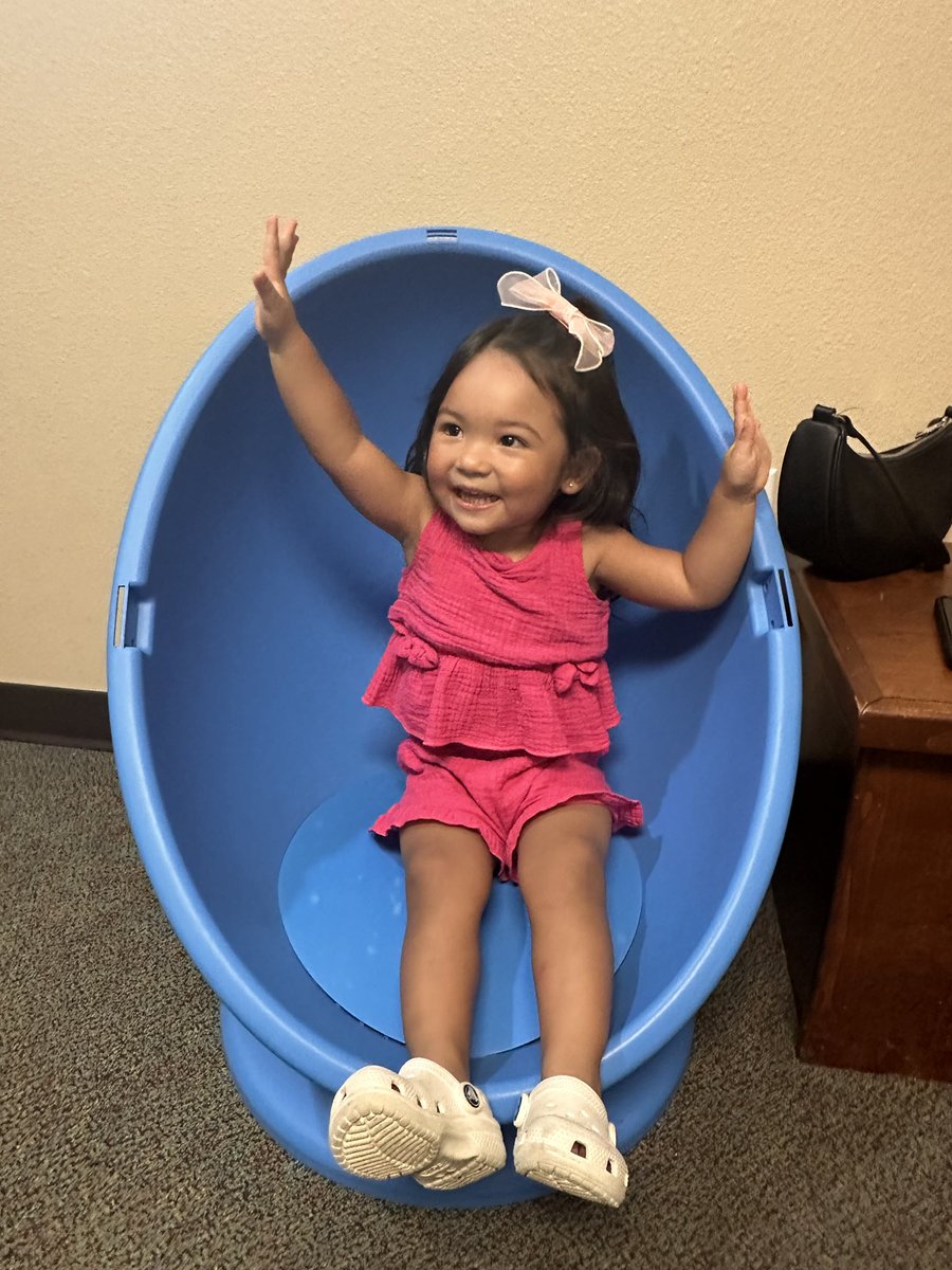 Ensley has such a cute smile - we are so happy she shared it with us! 

#Cute #Smile #AlligatorDental #SanMarcosTX #WeMakeKidsSmile